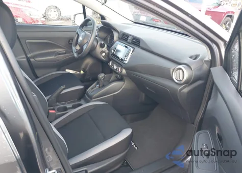 2025 Nissan Versa 1.6 S z USA, uszkodzony, nr VIN 3N1CN8DV0SL836094